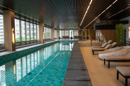 Studio à venda com 30m², 1 quarto e sem vaga Studio à venda com 30m², 1 quarto e sem vagaPiscina Coberta