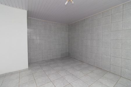 Casa à venda com 120m², 1 quarto e 2 vagasSala