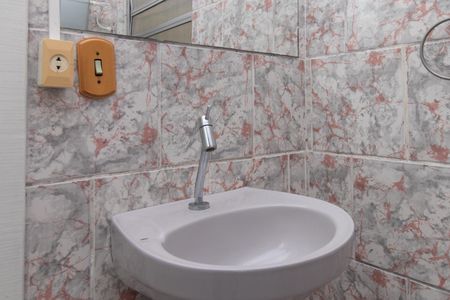 Casa à venda com 120m², 1 quarto e 2 vagasBanheiro