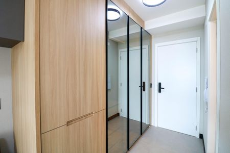 Studio de kitnet/studio para alugar com 1 quarto, 30m² em Jardim das Acacias, São Paulo