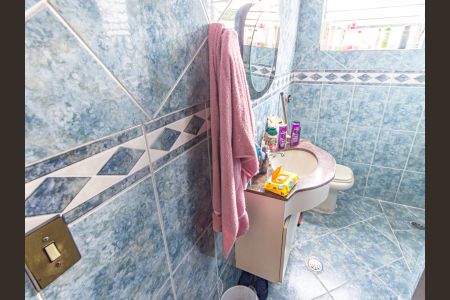 Casa à venda com 136m², 3 quartos e 3 vagasBanheiro