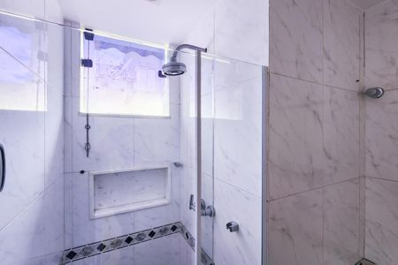 Apartamento para alugar com 160m², 3 quartos e 2 vagasBanheiro 