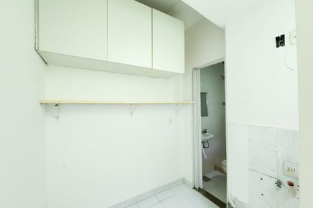 Apartamento para alugar com 160m², 3 quartos e 2 vagasQuarto de Serviço 