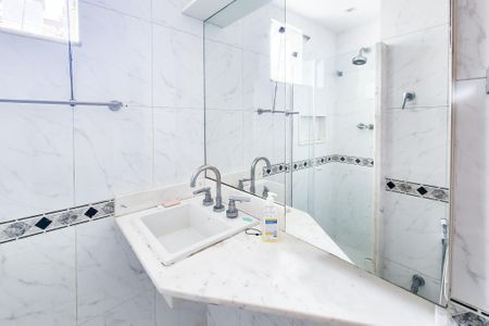 Apartamento para alugar com 160m², 3 quartos e 2 vagasBanheiro da Suite 