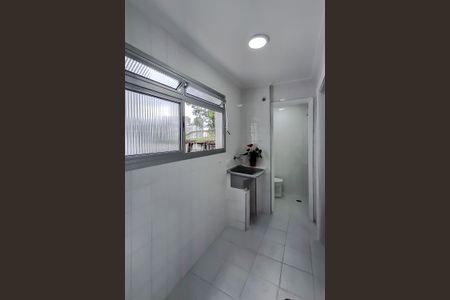 Apartamento à venda com 77m², 3 quartos e 1 vagaÁrea de Serviço