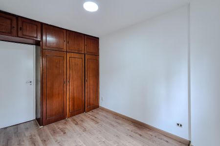 Apartamento à venda com 77m², 3 quartos e 1 vagaQuarto 2