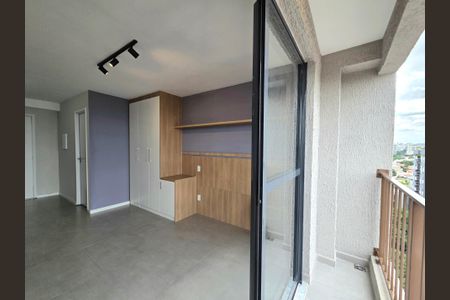 Studio para alugar com 25m², 1 quarto e sem vaga Studio para alugar com 25m², 1 quarto e sem vagaVaranda