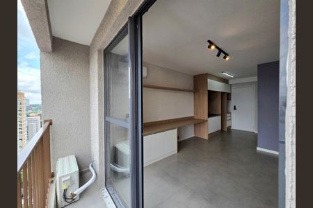 Studio para alugar com 25m², 1 quarto e sem vaga Studio para alugar com 25m², 1 quarto e sem vagaVaranda