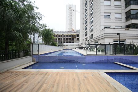 Apartamento à venda com 38m², 1 quarto e 1 vagaÁrea comum - Piscina