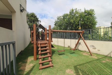 Casa de condomínio à venda com 200m², 4 quartos e 3 vagasPlayground