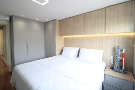 Casa de condomínio à venda com 200m², 4 quartos e 3 vagasQuarto 2