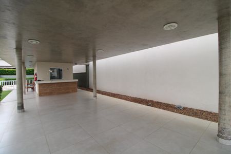 Casa de condomínio à venda com 200m², 4 quartos e 3 vagasSalão para festas