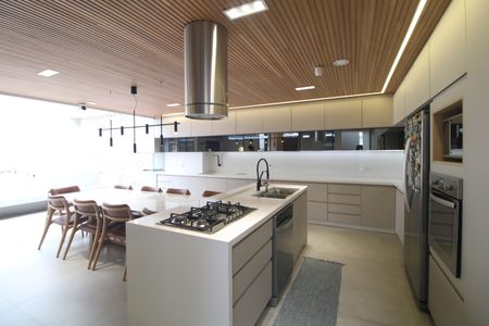 Casa de condomínio à venda com 200m², 4 quartos e 3 vagasCozinha