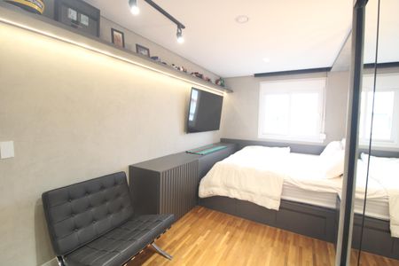 Casa de condomínio à venda com 200m², 4 quartos e 3 vagasSuíte 1