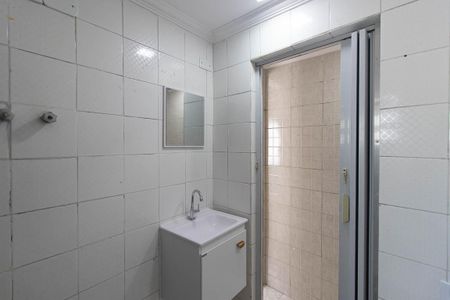 Banheiro de casa para alugar com 1 quarto, 45m² em Vila Medeiros, São Paulo