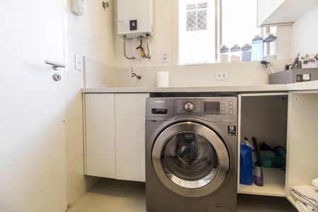 Apartamento à venda com 94m², 3 quartos e 1 vagaÁrea de Serviço