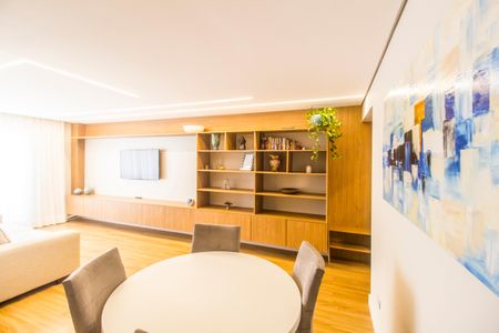 Sala  de apartamento à venda com 3 quartos, 94m² em Alphaville Industrial, Barueri