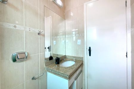 Apartamento à venda com 200m², 4 quartos e 2 vagasBanheiro da Suíte 2