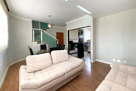 Apartamento à venda com 200m², 4 quartos e 2 vagasSala