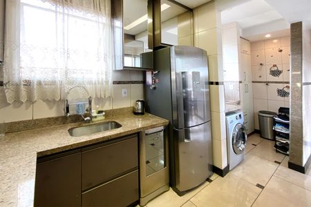 Apartamento à venda com 200m², 4 quartos e 2 vagasCozinha