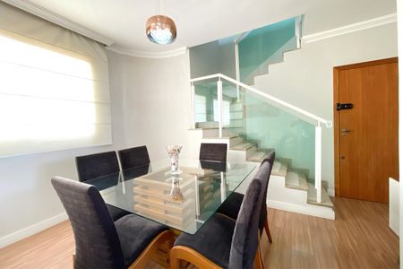 Apartamento à venda com 200m², 4 quartos e 2 vagasSala