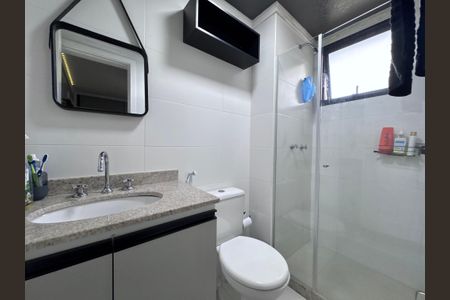 Apartamento à venda com 154m², 3 quartos e 2 vagas Apartamento à venda com 154m², 3 quartos e 2 vagasSuite 1 - Banheiro