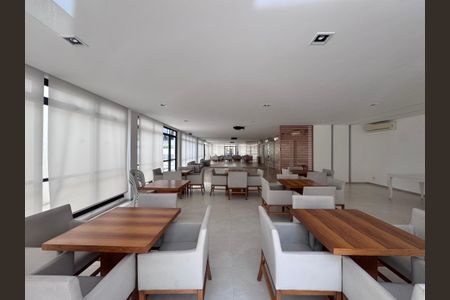 Apartamento à venda com 154m², 3 quartos e 2 vagas