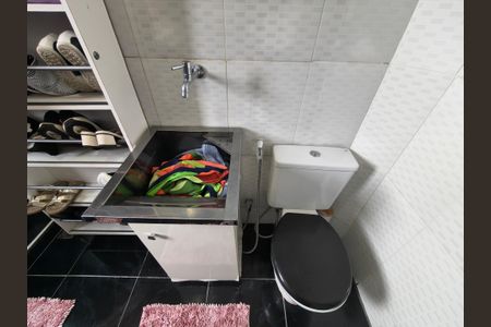 Casa de condomínio à venda com 250m², 3 quartos e 1 vagaLavanderia