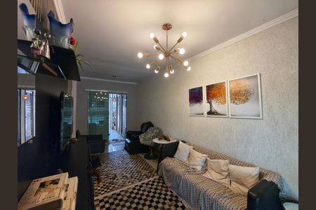 Sala de casa de condomínio à venda com 3 quartos, 250m² em Taquara, Rio de Janeiro