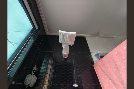 Casa de condomínio à venda com 250m², 3 quartos e 1 vagaBanheiro