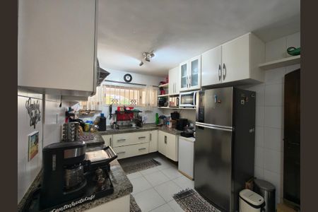 Casa de condomínio à venda com 250m², 3 quartos e 1 vagaCozinha