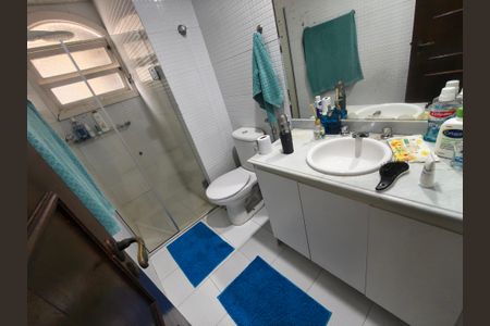 Casa de condomínio à venda com 250m², 3 quartos e 1 vagaBanheiro Social