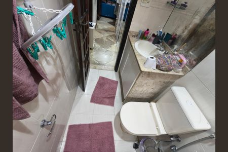 Casa de condomínio à venda com 250m², 3 quartos e 1 vagaBanheiro Suite 1