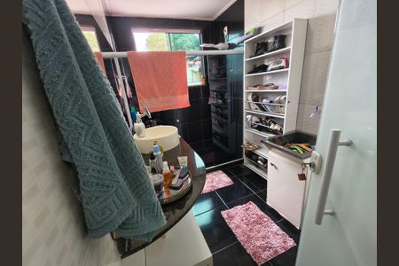 Casa de condomínio à venda com 250m², 3 quartos e 1 vagaBanheiro Suite