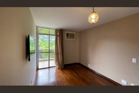 Apartamento à venda com 91m², 2 quartos e 1 vagaSuite