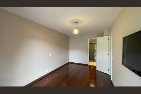 Apartamento à venda com 91m², 2 quartos e 1 vagaSuite