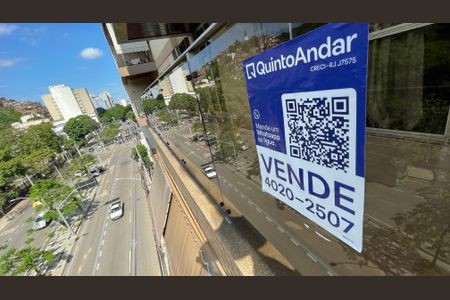 Apartamento à venda com 91m², 2 quartos e 1 vagaPlaquinha