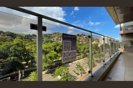 Apartamento à venda com 91m², 2 quartos e 1 vagaPlaquinha