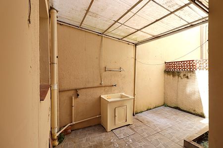 Apartamento para alugar com 86m², 2 quartos e sem vagaQuintal e Área de serviço