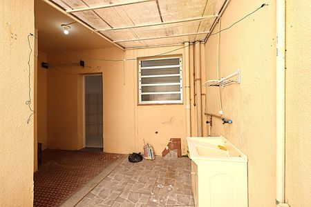 Apartamento para alugar com 86m², 2 quartos e sem vagaQuintal e Área de serviço