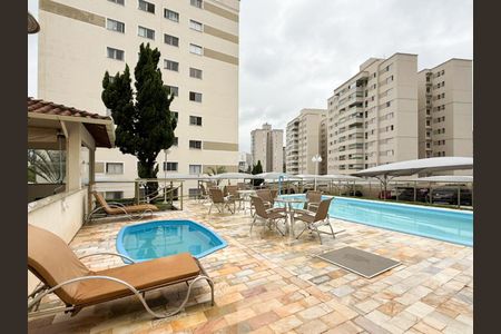 Apartamento para alugar com 65m², 3 quartos e 2 vagasÁrea comum