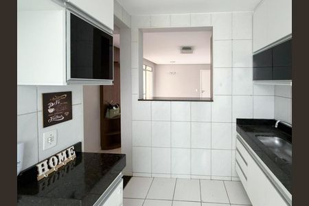 Apartamento para alugar com 65m², 3 quartos e 2 vagasCozinha