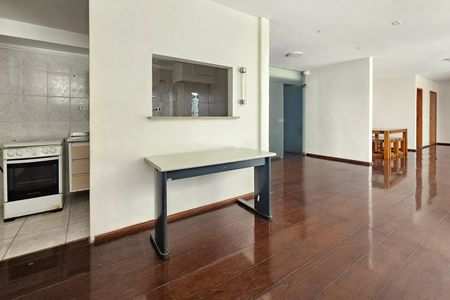Apartamento à venda com 80m², 3 quartos e 1 vagaÁrea comum - Salão de festas