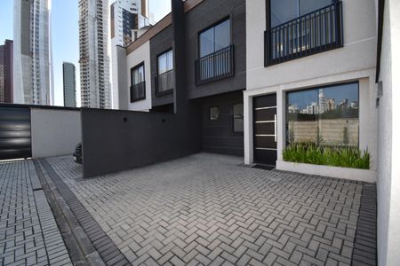 Casa de condomínio para alugar com 119m², 3 quartos e 2 vagasÁrea externa/Garagem