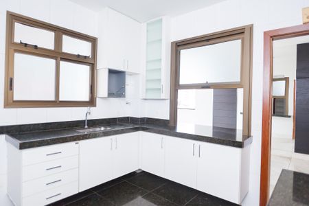 Apartamento para alugar com 140m², 4 quartos e 3 vagasCozinha