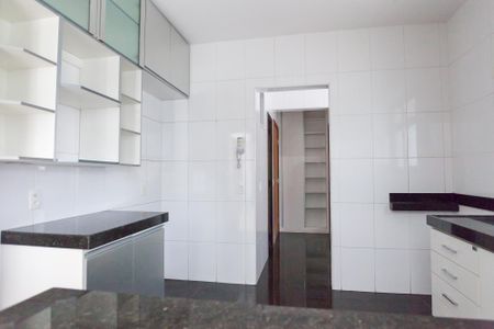 Apartamento para alugar com 140m², 4 quartos e 3 vagasCozinha