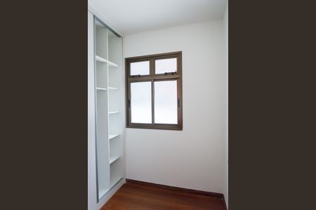 Apartamento para alugar com 140m², 4 quartos e 3 vagasQuarto de Serviço