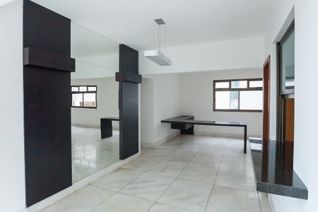 Apartamento para alugar com 140m², 4 quartos e 3 vagassala