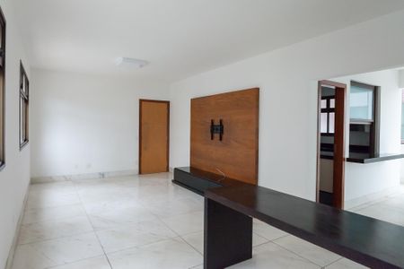 Apartamento para alugar com 140m², 4 quartos e 3 vagassala