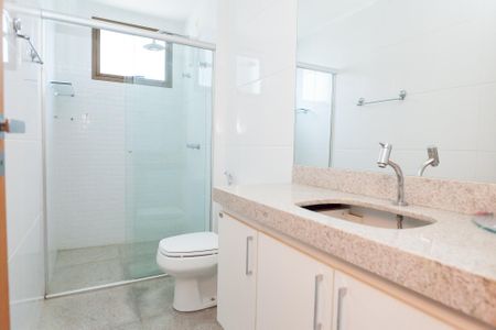 Apartamento para alugar com 140m², 4 quartos e 3 vagasBanheiro Social